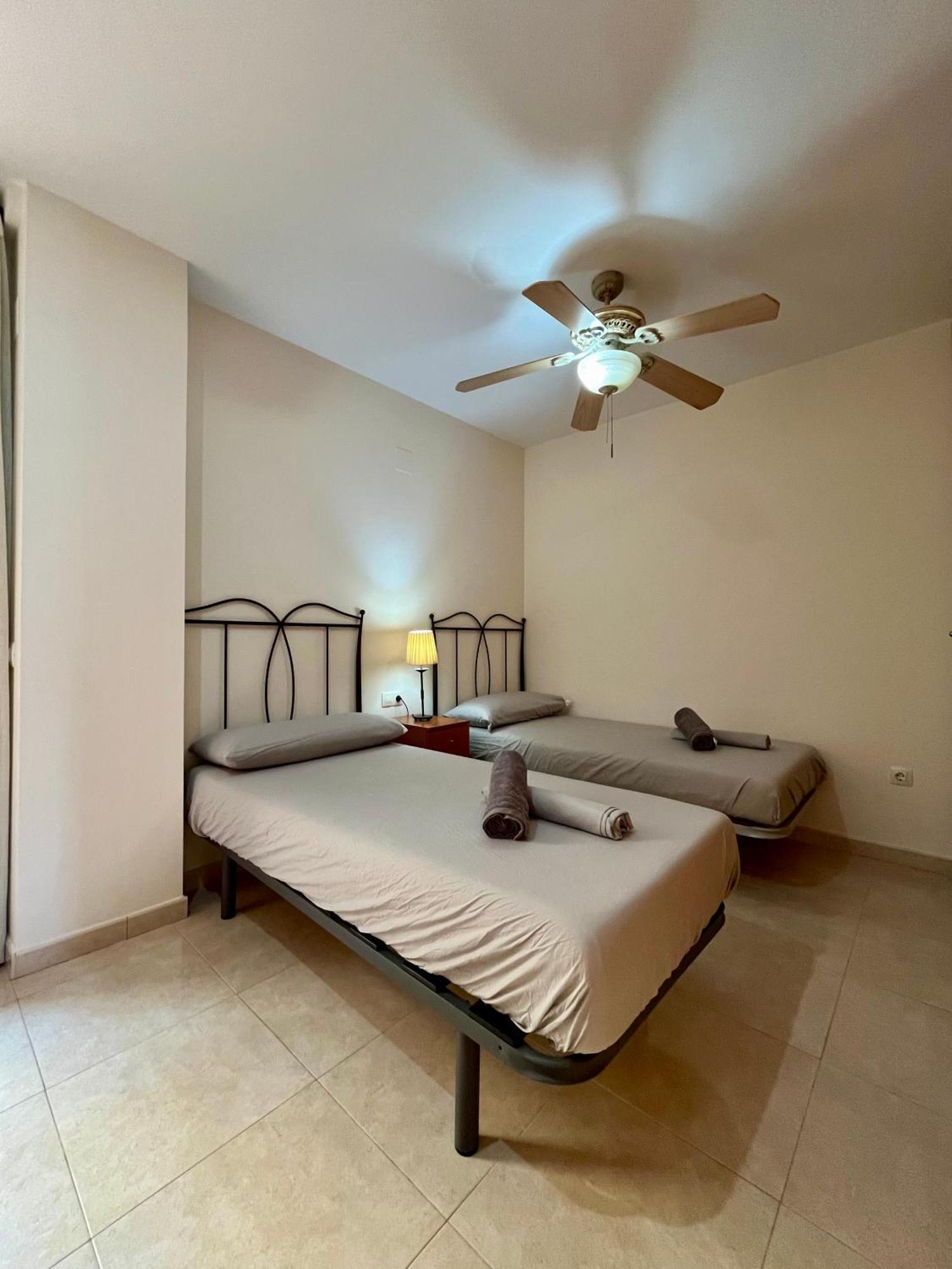 Appartement Enamora A 10 Min De La Playa Norte, Con Parking Incluido, Wifi Y Smart Tive, Disfruta De De 5 Estrellas *
