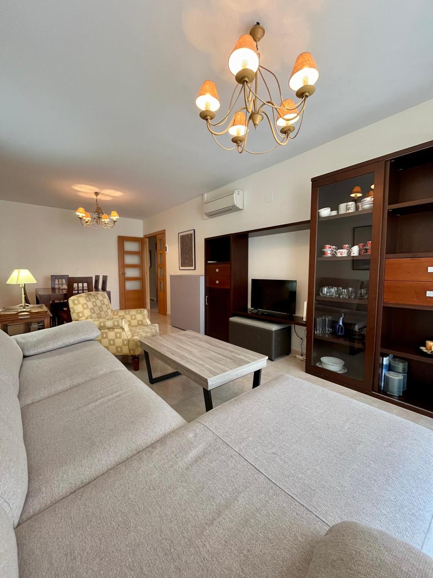 Enamora A 10 Min De La Playa Norte, Con Parking Incluido, Wifi Y Smart Tive, Disfruta De De 5 Estrellas Apartament