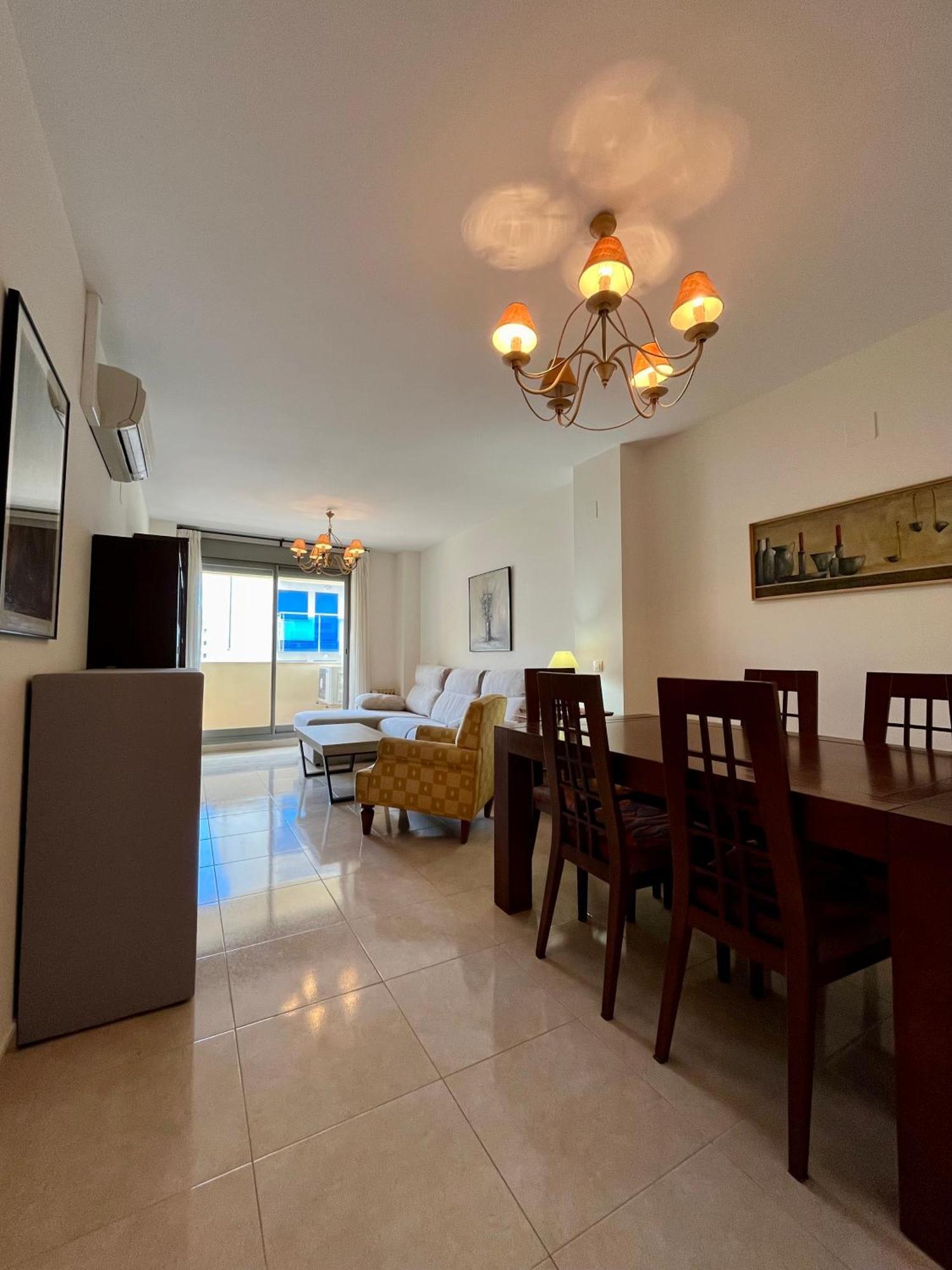 Enamora A 10 Min De La Playa Norte, Con Parking Incluido, Wifi Y Smart Tive, Disfruta De De 5 Estrellas Apartament *