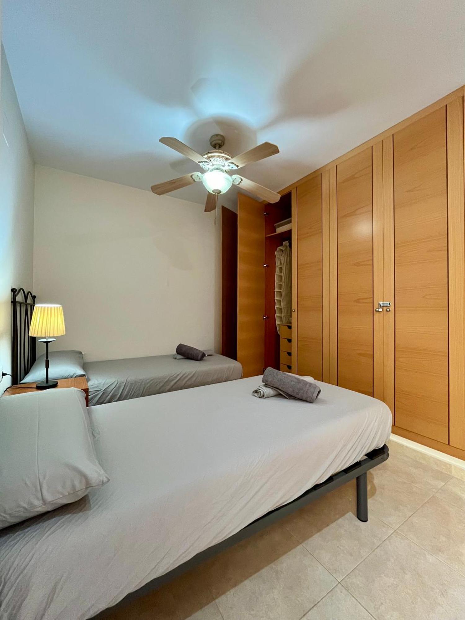 Enamora A 10 Min De La Playa Norte, Con Parking Incluido, Wifi Y Smart Tive, Disfruta De De 5 Estrellas *