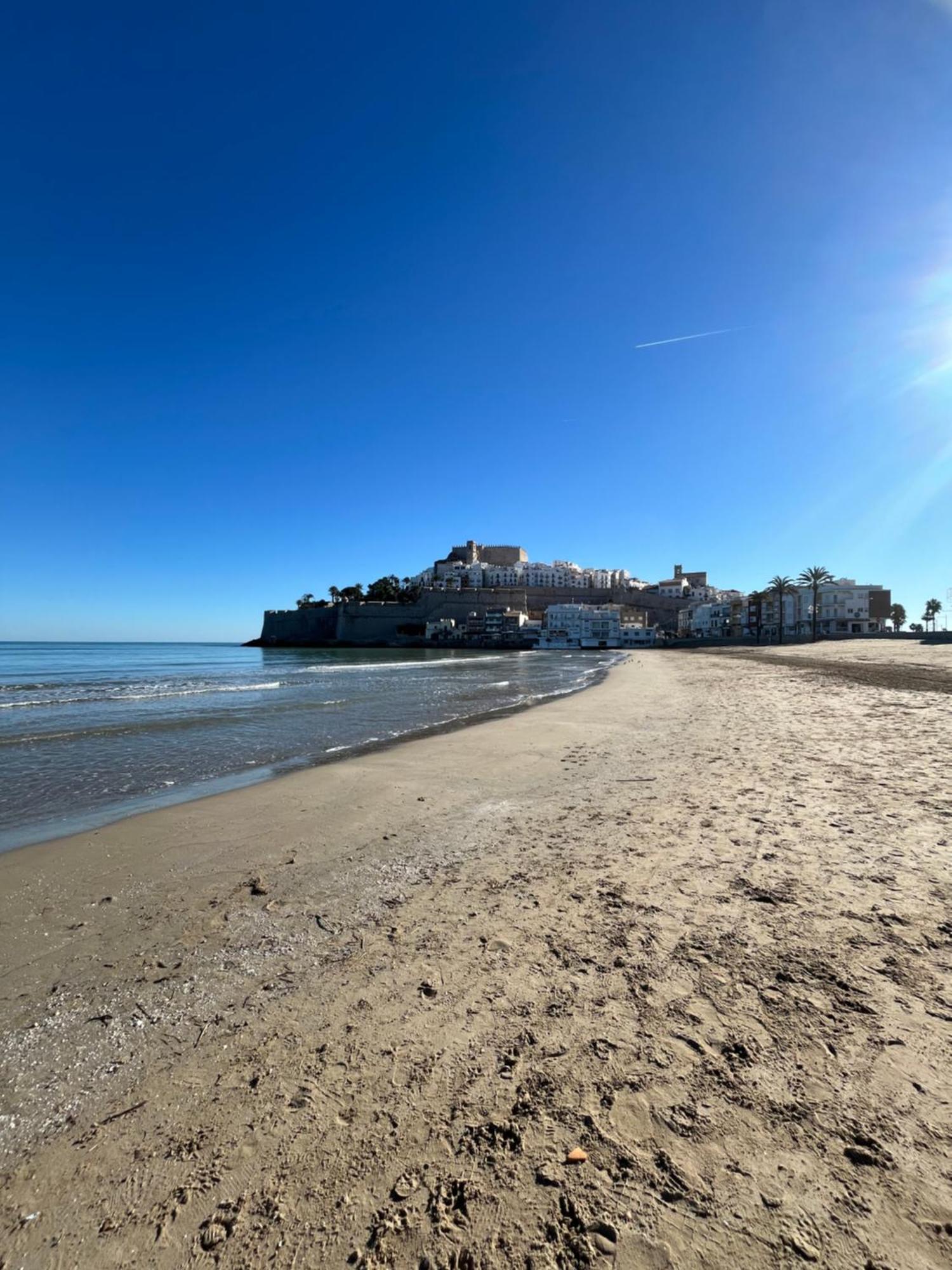 Enamora A 10 Min De La Playa Norte, Con Parking Incluido, Wifi Y Smart Tive, Disfruta De De 5 Estrellas Apartament